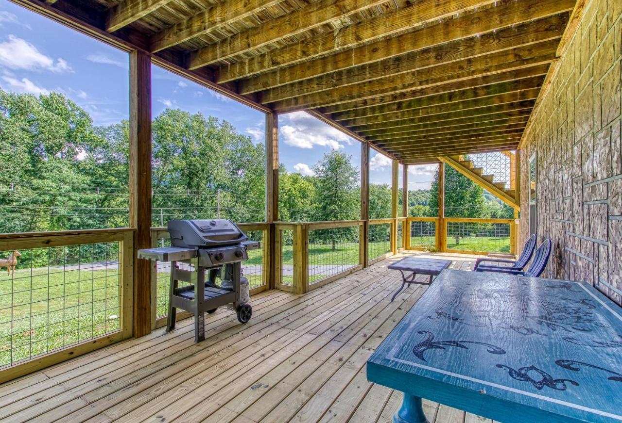 Fun & Games By Honeybearcabins 2Br/1Ba Sleeps 7 Sevierville Exterior foto